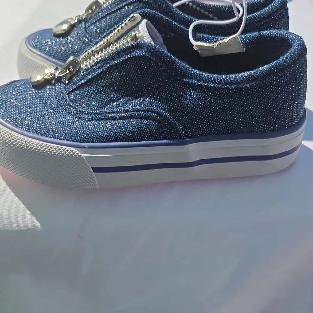 Navy Kids Sneakers with Heart Charm
